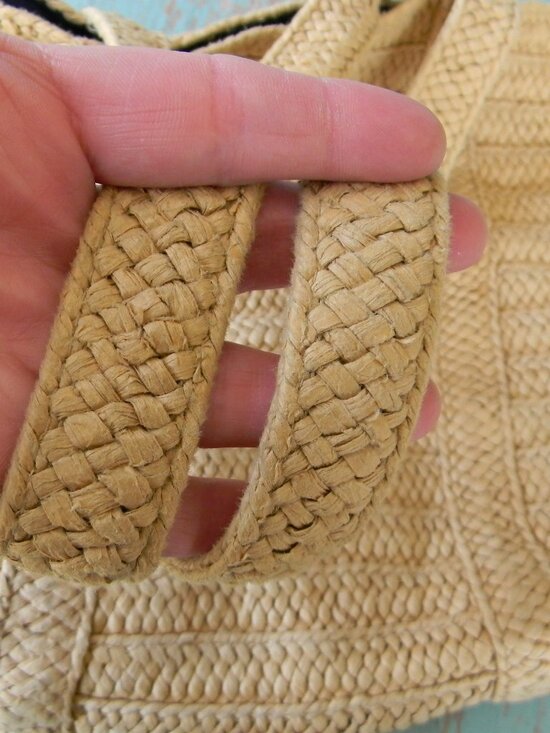 Draper James Everyday Straw Tote Bag Purse With Blue Liner 14x12 - Picture 6 of 8